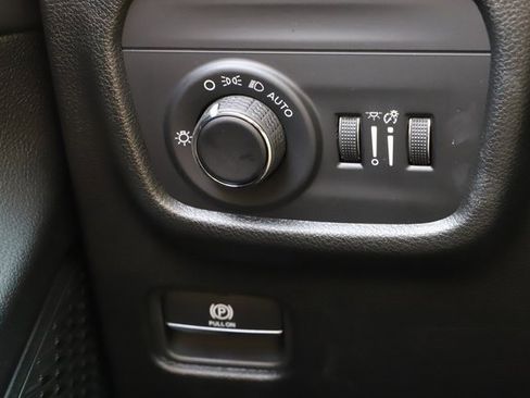 New 2025 Jeep Grand Cherokee 4WD image 35