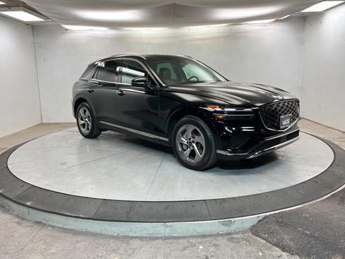 Used 2026 Genesis GV70 2.5T Advanced image 7