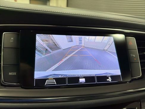 Used 2021 Buick Enclave Essence w/ Sound and Sites Package image 21