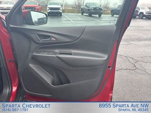 Used 2020 Chevrolet Equinox LT image 19