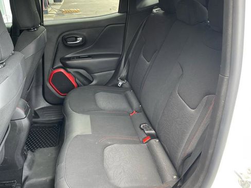 Used 2017 Jeep Renegade Trailhawk image 14