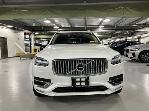 Certified 2024 Volvo XC90 B5 Core w/ Protection Package Premier image 6