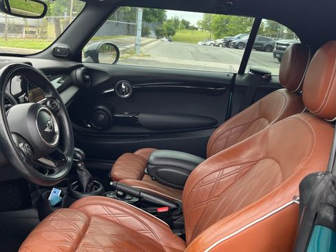 Used 2018 MINI Cooper S FWD image 9