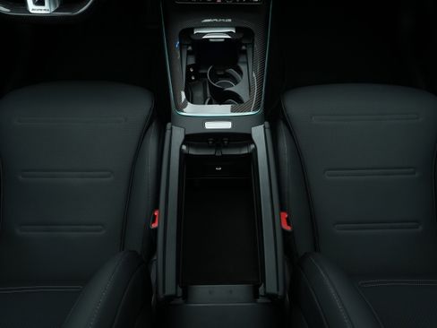 New 2026 Mercedes-Benz E 53 AMG e 4MATIC Sedan image 27