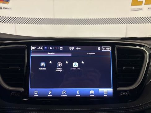 New 2026 Chrysler Pacifica Select image 33