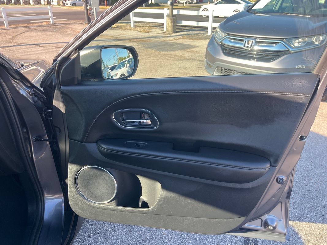 Used 2019 Honda HR-V EX-L image 23