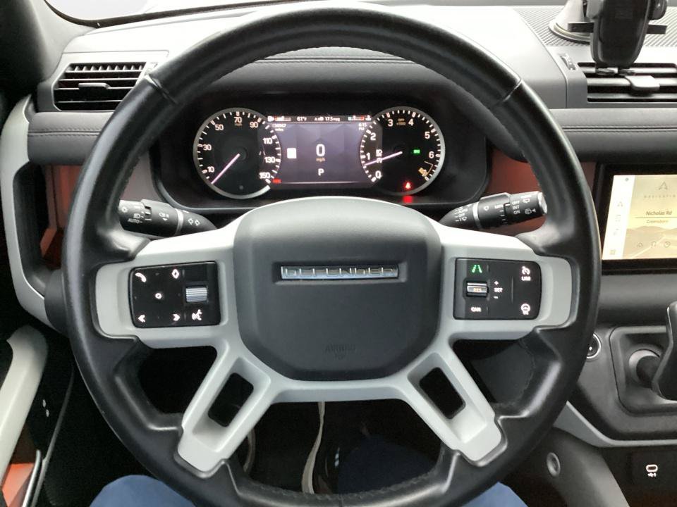 Used 2023 Land Rover Defender 110 S AWD/4WD image 13