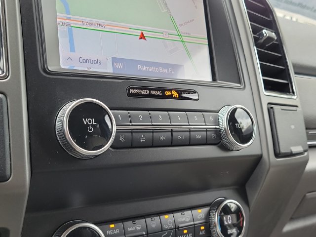 Used 2020 Ford Expedition XLT w/ Equipment Group 202A RWD image 28