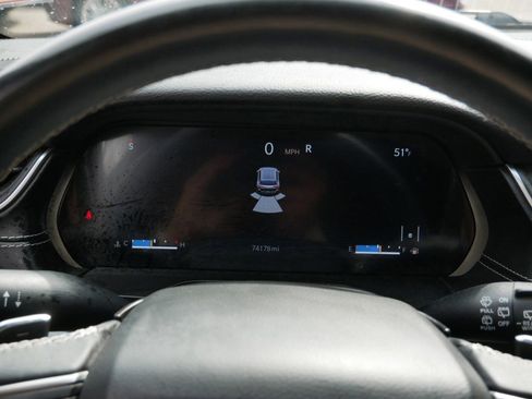 Used 2021 Jeep Grand Cherokee L Laredo image 23