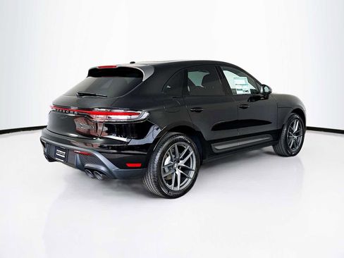 New 2025 Porsche Macan image 9
