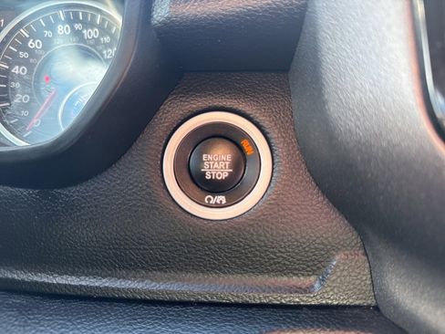 Used 2023 RAM 1500 Big Horn image 31