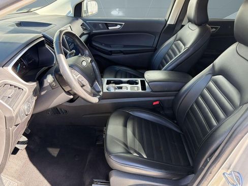 Used 2021 Ford Edge SEL w/ Convenience Package FWD image 5