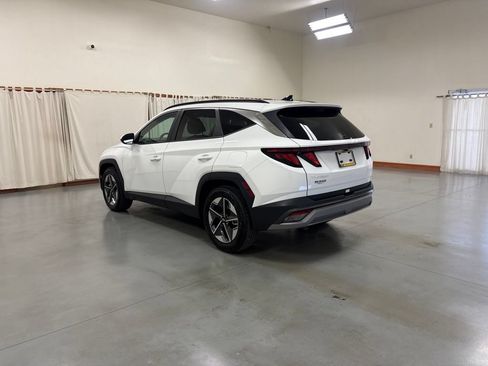 Used 2026 Hyundai Tucson SEL FWD image 6
