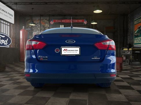 Used 2012 Ford Focus SE FWD image 5