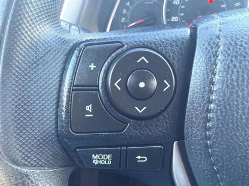 Used 2013 Toyota RAV4 XLE image 18