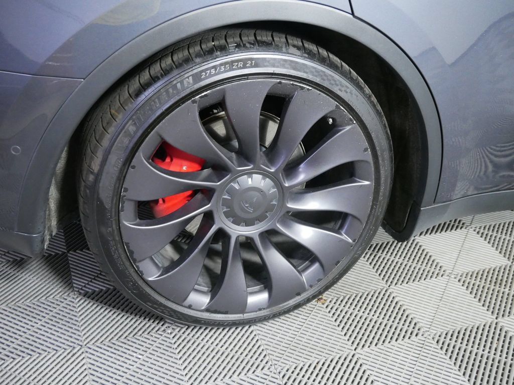 Used 2022 Tesla Model Y Performance AWD/4WD image 11