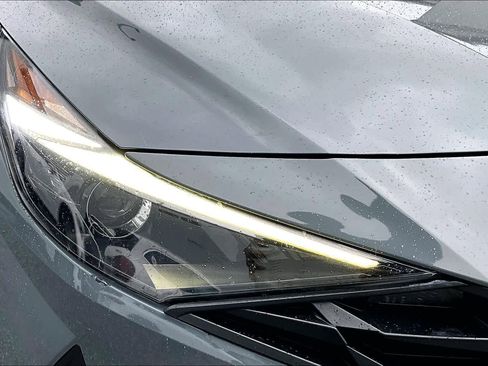 Used 2022 Hyundai Elantra SEL w/ Convenience Package image 27