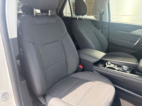 Certified 2026 Ford Explorer Active RWD image 32