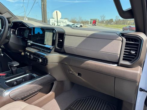 New 2026 Chevrolet Silverado 1500 LTZ w/ LTZ Premium Package AWD/4WD image 56