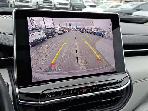 Used 2022 Jeep Compass Limited w/ Sun and Sound Group image 20