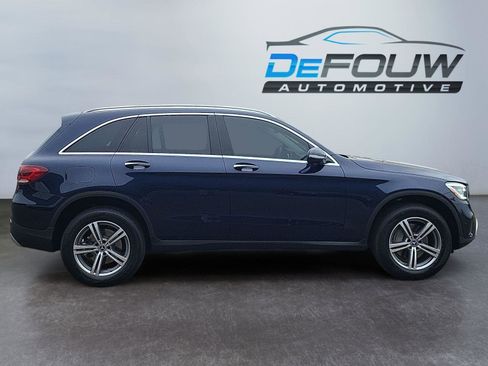 Used 2022 Mercedes-Benz GLC 300 GLC 300 image 2