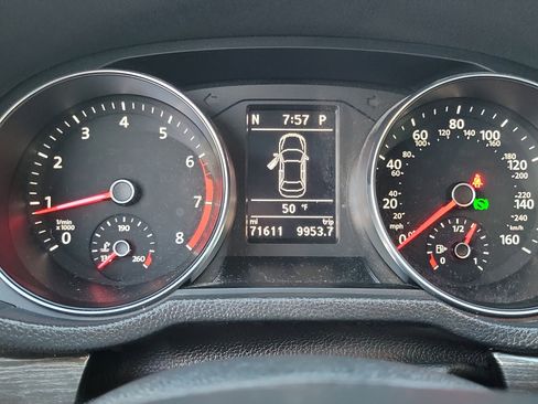 Used 2016 Volkswagen Passat 1.8T SE image 10