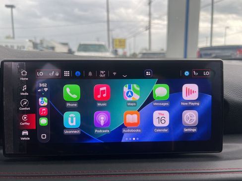 Used 2024 Dodge Hornet R/T image 32