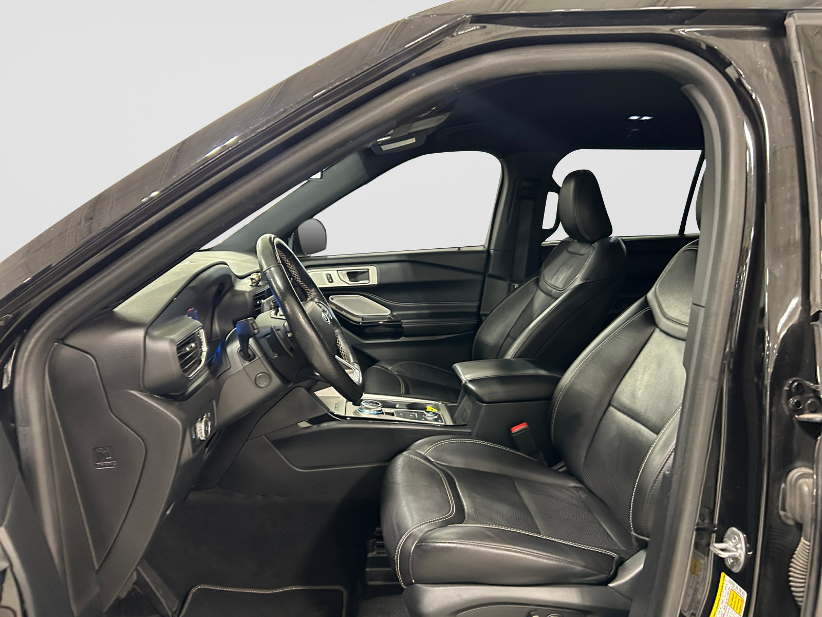 Used 2022 Ford Explorer ST w/ Equipment Group 401A AWD/4WD image 11