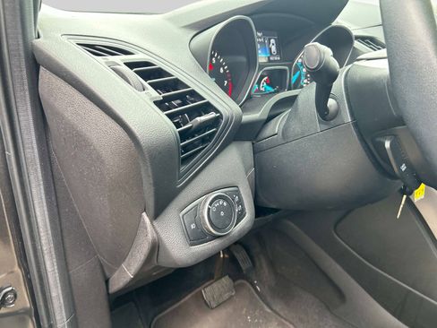 Used 2016 Ford Escape SE w/ SE Leather Comfort Package image 21