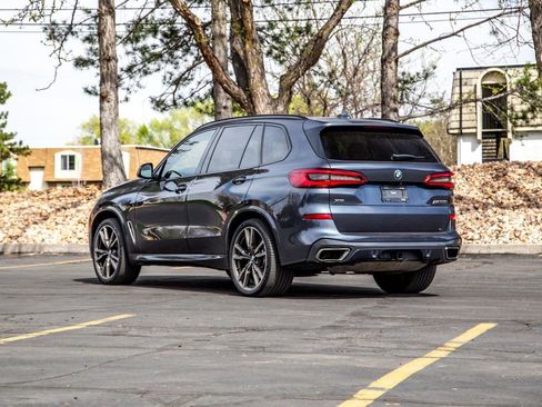 Used 2020 BMW X5 M50i image 3