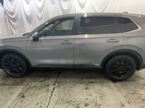 Used 2023 Honda CR-V LX image 14