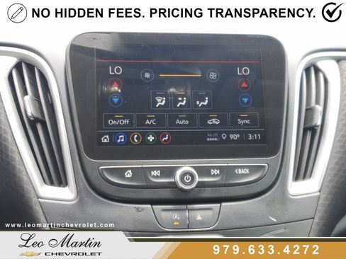 Used 2024 Chevrolet Malibu LT FWD image 22