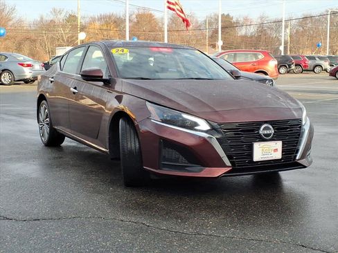 Certified 2024 Nissan Altima 2.5 SL image 3