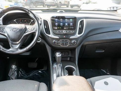 Used 2019 Chevrolet Equinox LT w/ Sun & Navigation Package AWD/4WD image 15