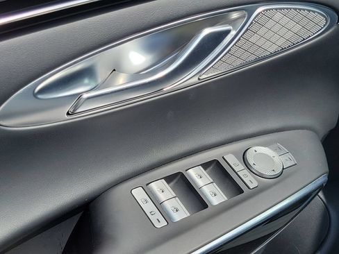 Used 2025 Genesis GV70 2.5T AWD/4WD image 29