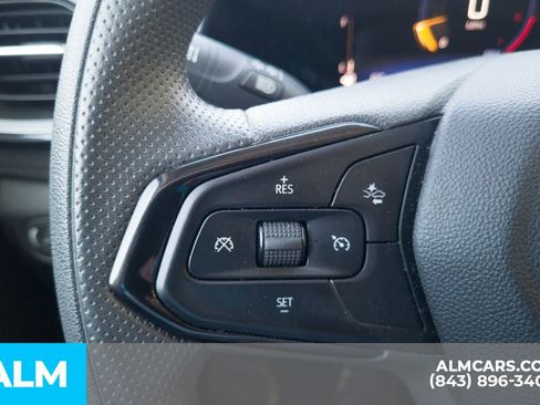 Used 2025 Chevrolet TrailBlazer LT image 29