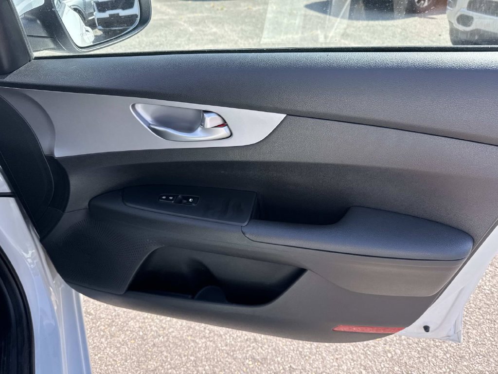 Used 2024 Kia Forte LXS FWD image 20