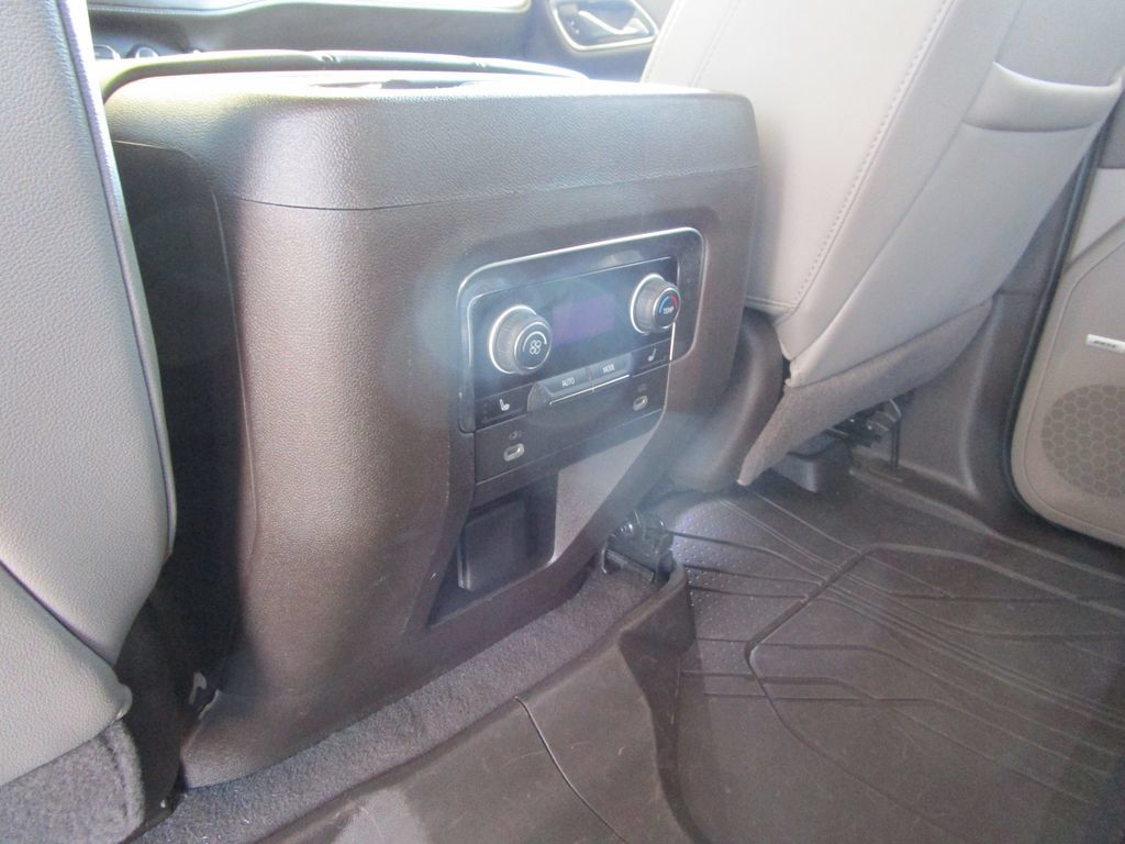 Used 2023 Chevrolet Tahoe LT w/ Luxury Package RWD image 27