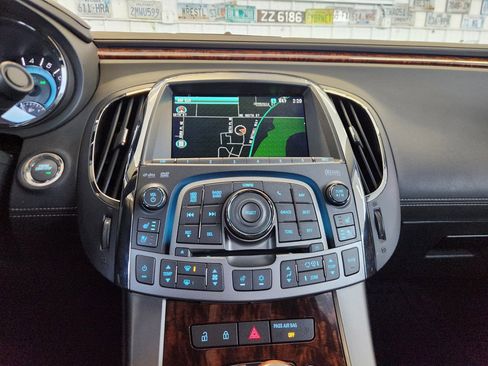 Used 2012 Buick LaCrosse Touring image 8