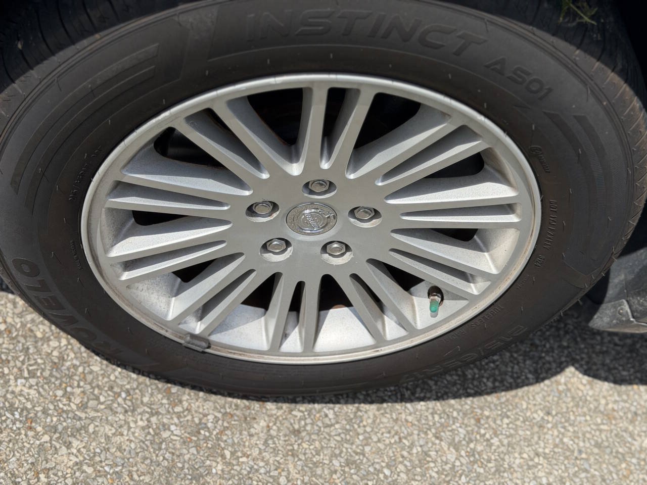 Used 2009 Chrysler 300 Touring RWD image 28