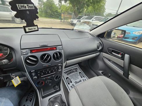 Used 2006 MAZDA MAZDA6 i FWD image 24