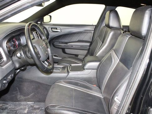 Used 2022 Dodge Charger SXT image 10