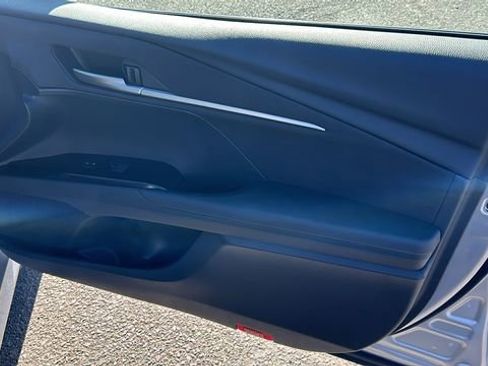 Used 2025 Toyota Camry LE image 10