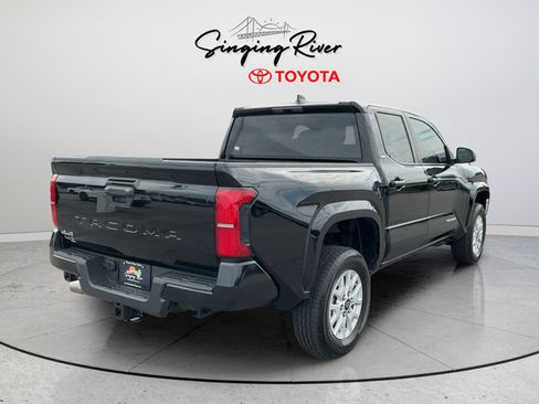 Used 2024 Toyota Tacoma SR5 AWD/4WD image 7