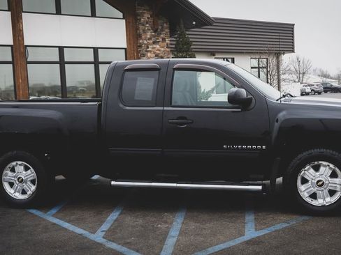 Used 2009 Chevrolet Silverado 1500 LT w/ Power Pack Plus image 6