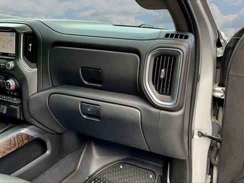 Used 2020 GMC Sierra 2500 Denali w/ Denali Ultimate Package AWD/4WD image 29