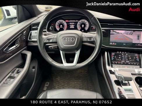 Used 2023 Audi Q8 Premium Plus w/ Premium Plus Package AWD/4WD image 17