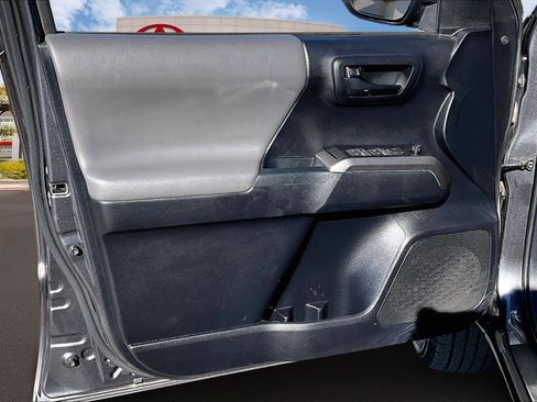 Certified 2019 Toyota Tacoma SR5 image 23