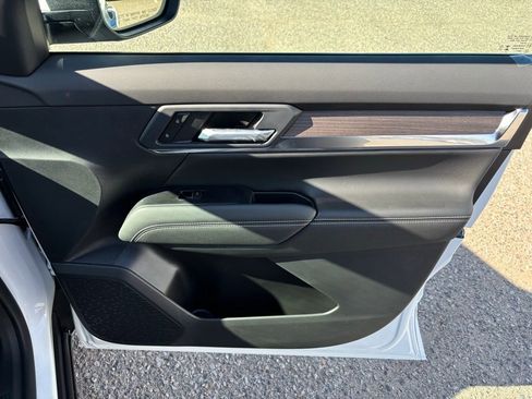 New 2026 GMC Terrain Denali image 21