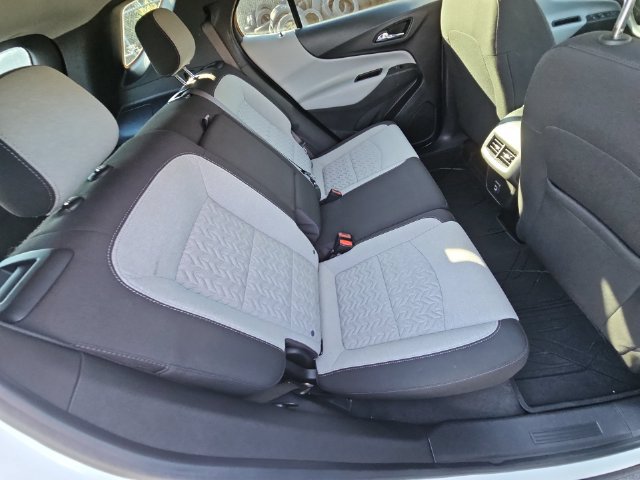 Used 2022 Chevrolet Equinox LS w/ LPO, Floor Liner Package AWD/4WD image 36
